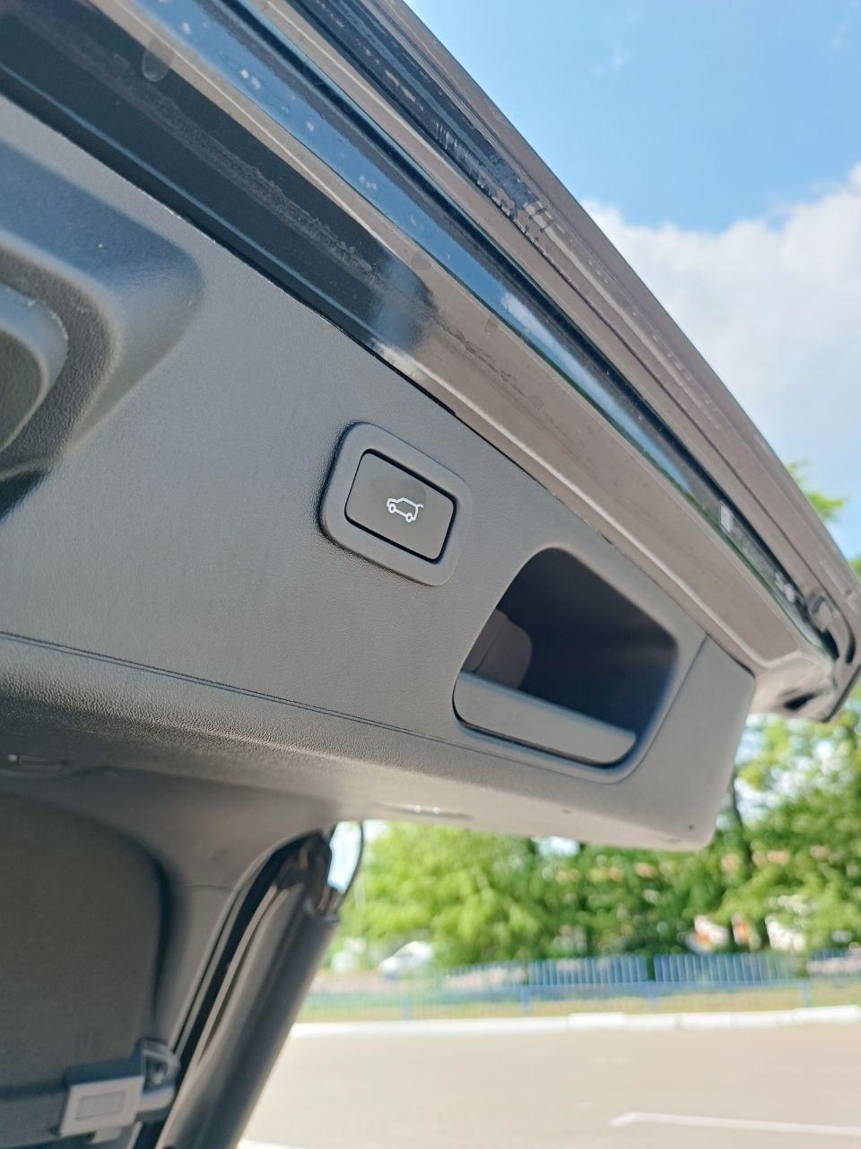 Jaguar E-Pace - фото 15