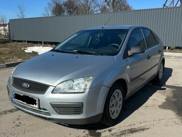 Ford Focus - фото 4