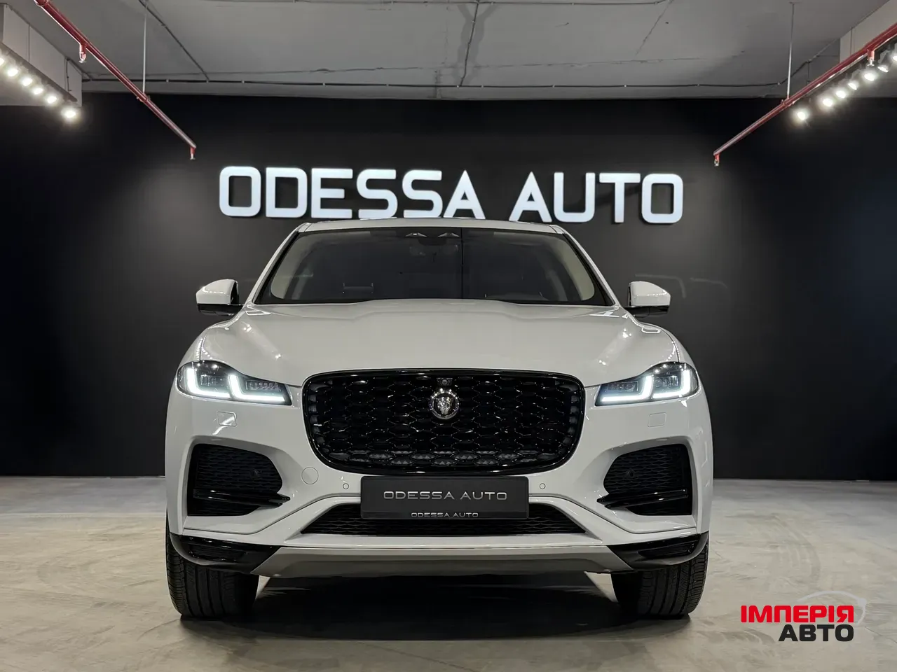 Jaguar F-Pace - фото 2