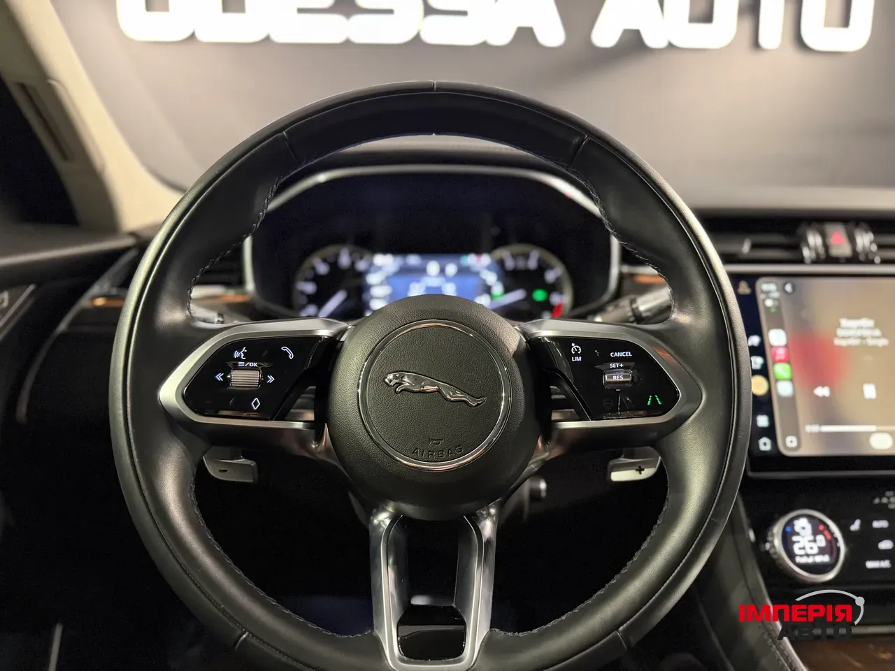 Jaguar F-Pace - фото 38