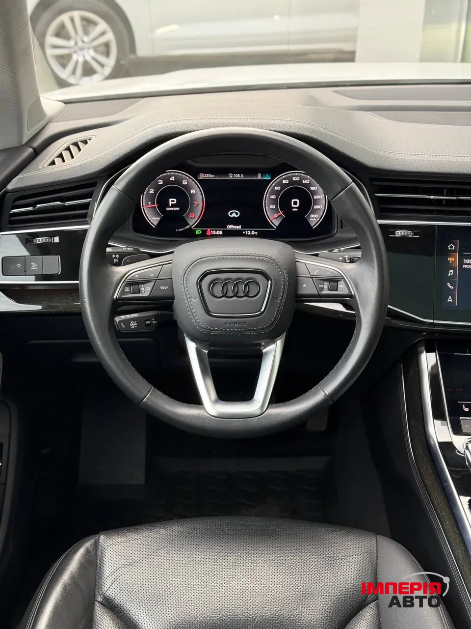 Audi Q7 - фото 4