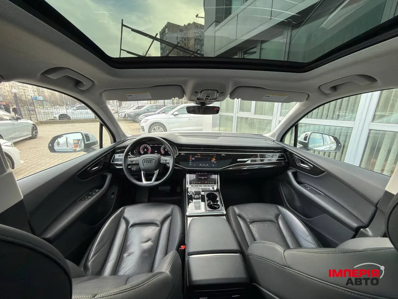 Audi Q7 - фото 3
