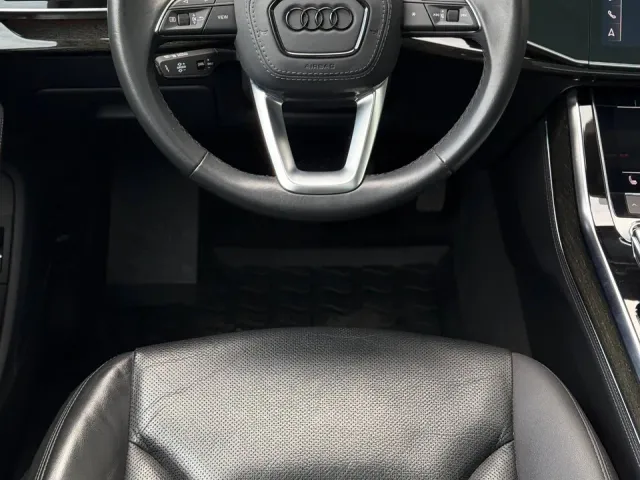 Audi Q7 - фото 4