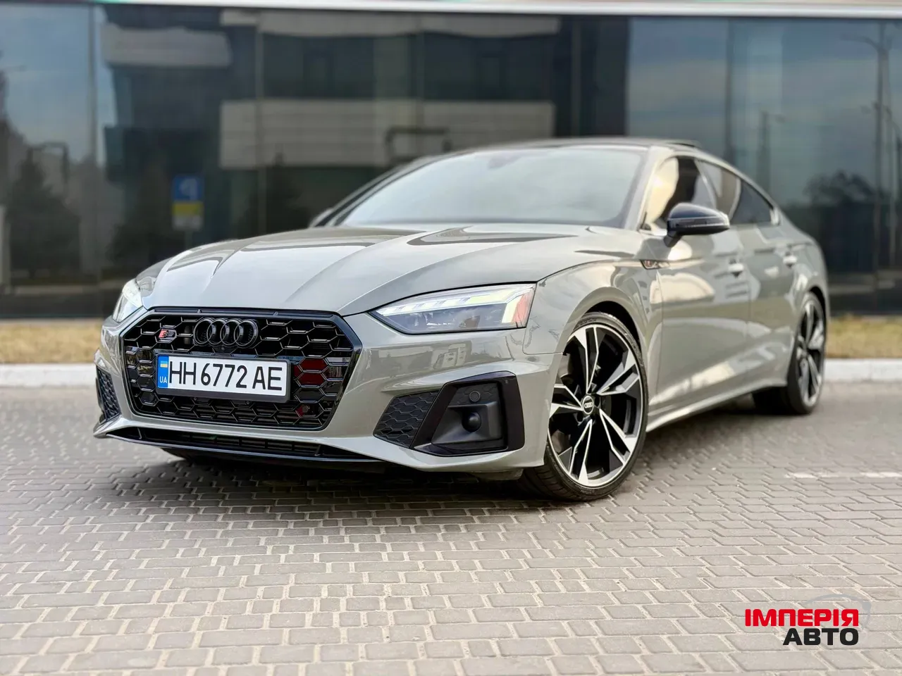 Audi S5 - фото 1