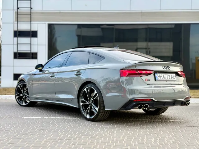 Audi S5 - фото 3