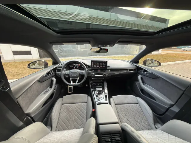 Audi S5 - фото 4