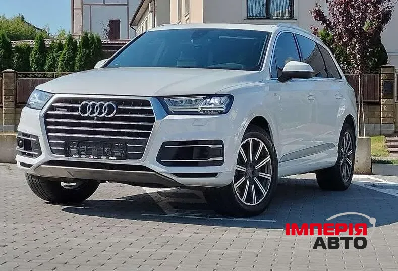 Audi Q7 - фото 2
