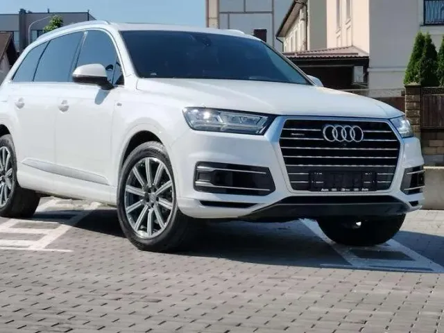 Audi Q7 - фото 3