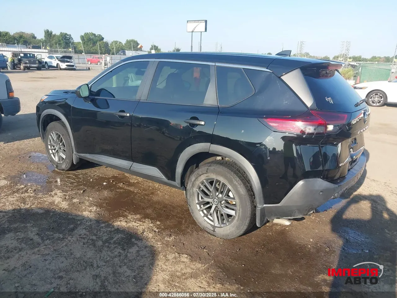 Nissan Rogue - фото 4