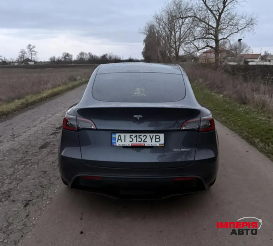 Tesla Model Y - фото 3