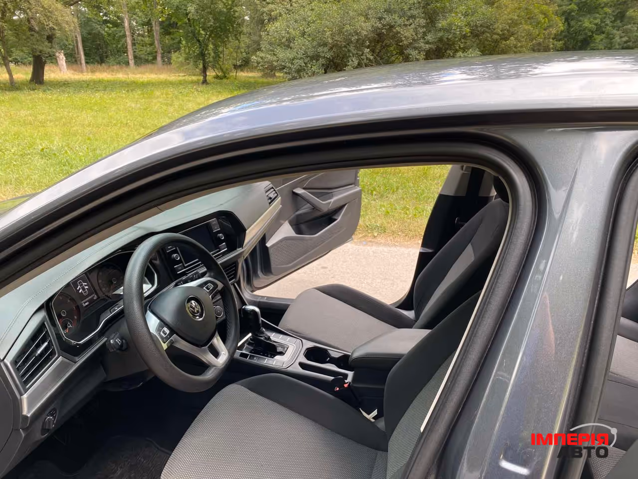Volkswagen Jetta - фото 11