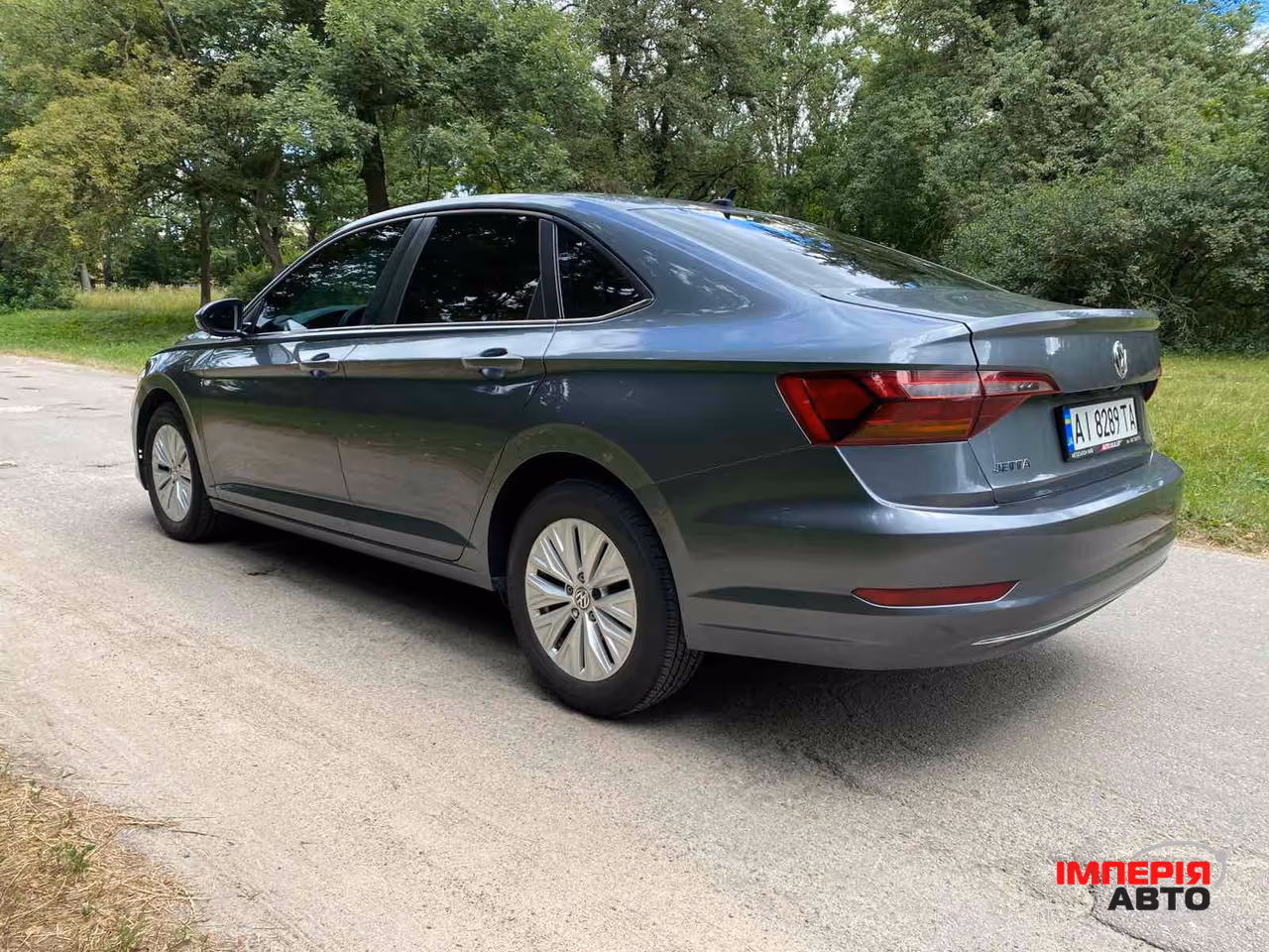 Volkswagen Jetta - фото 22