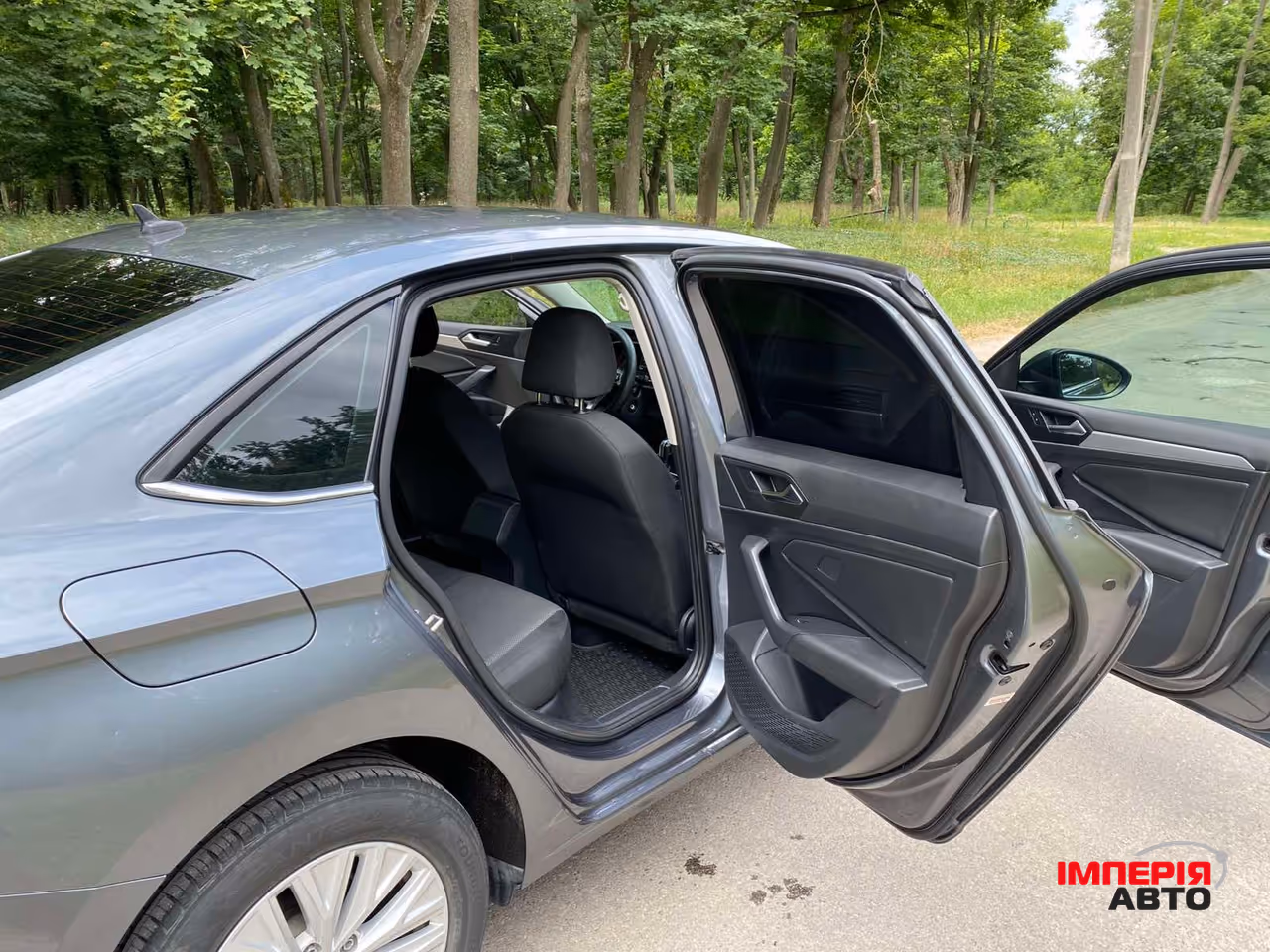 Volkswagen Jetta - фото 13
