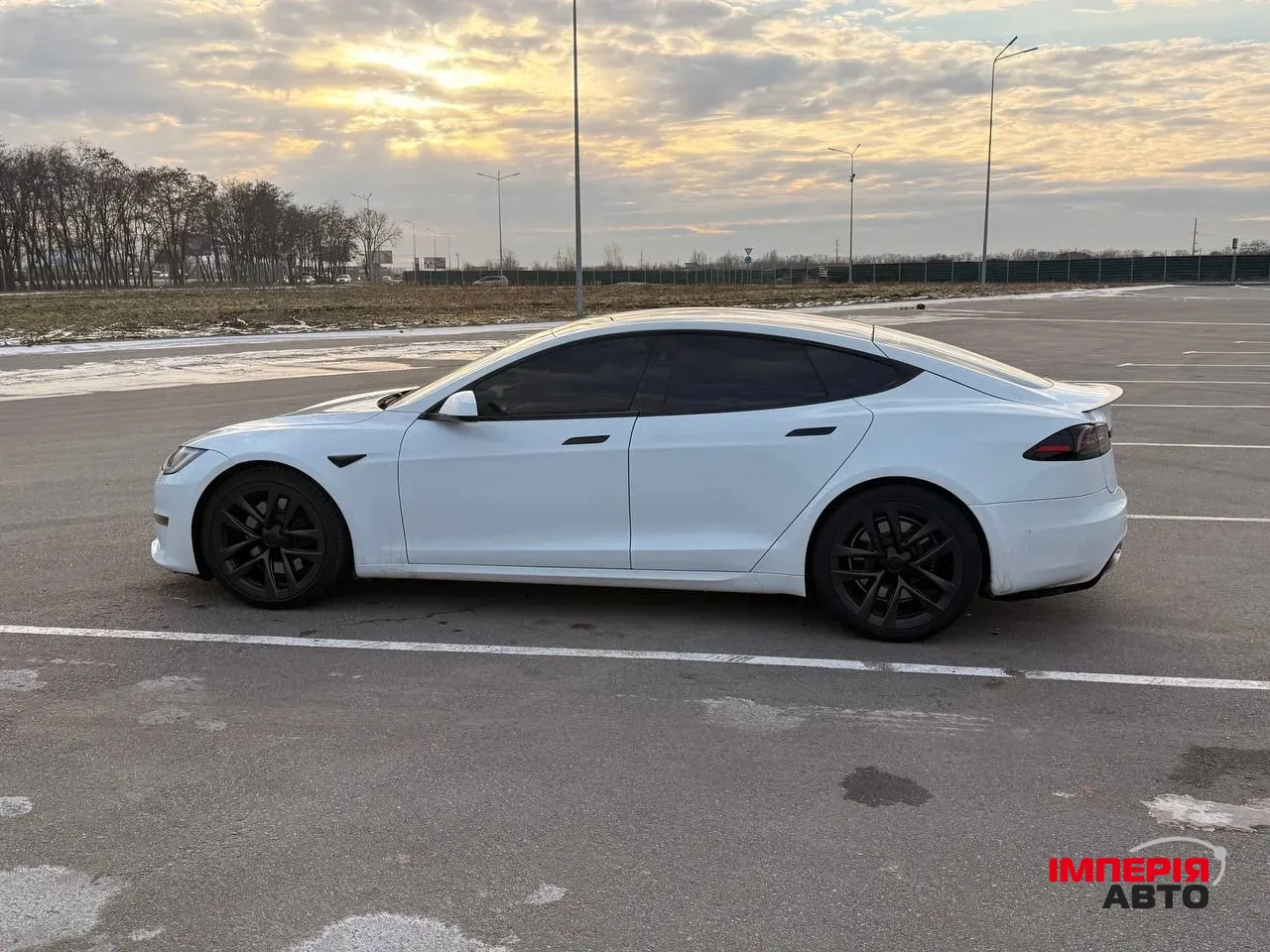 Tesla Model S - фото 7