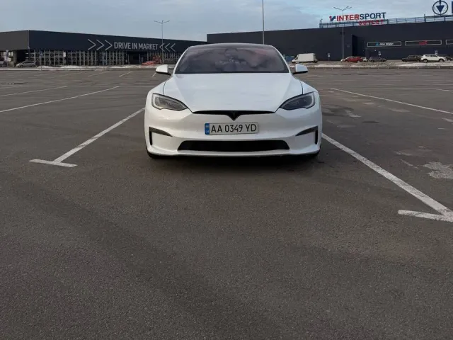 Tesla Model S - фото 2
