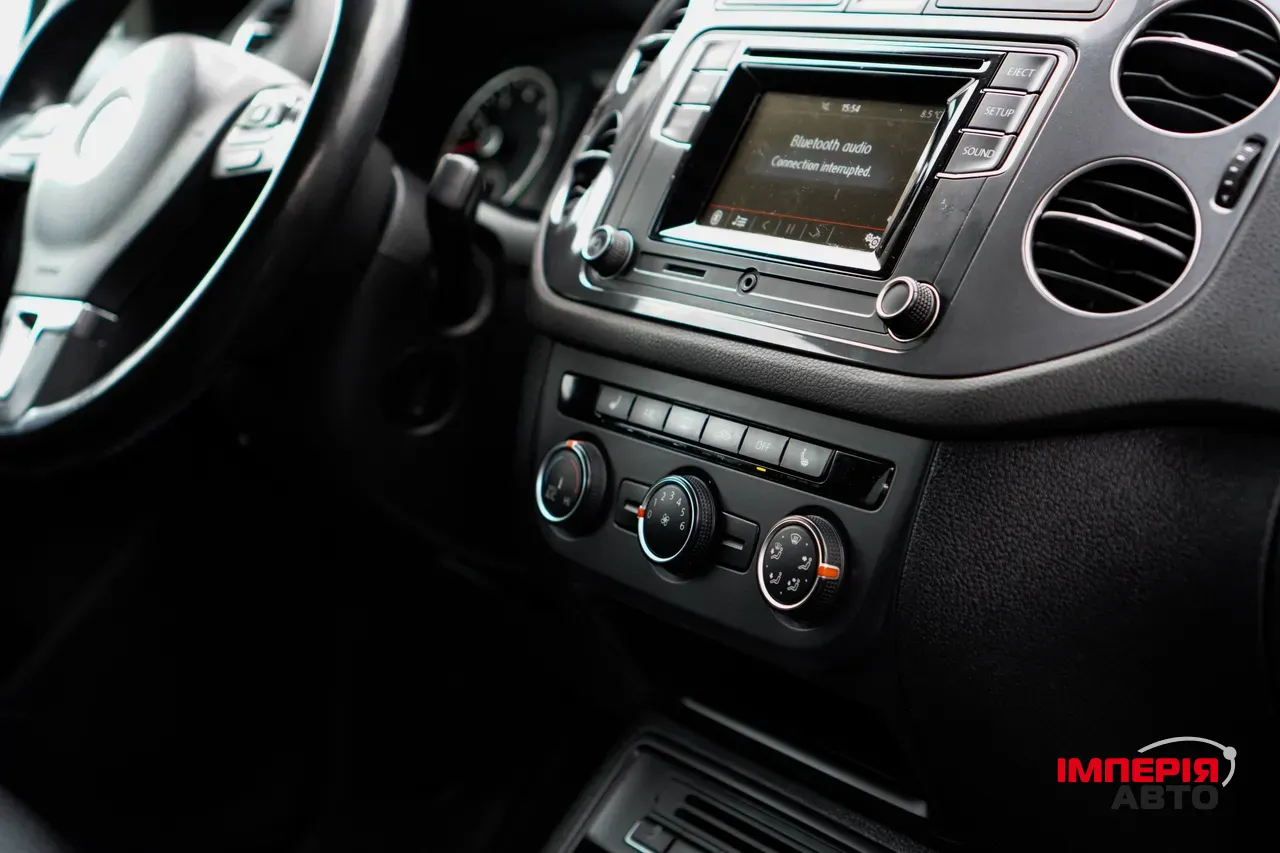 Volkswagen Tiguan - фото 9