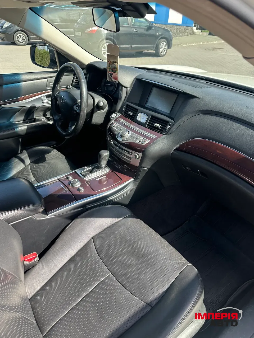 Infiniti Q70 - фото 4