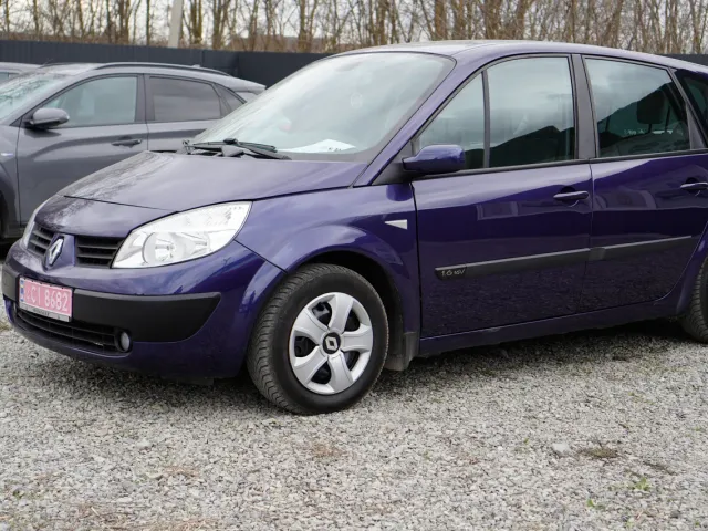 Renault Scenic - фото 4