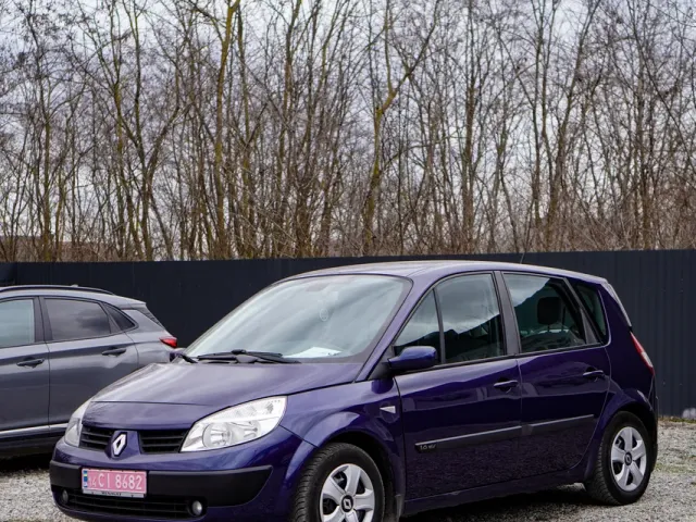 Renault Scenic - фото 1