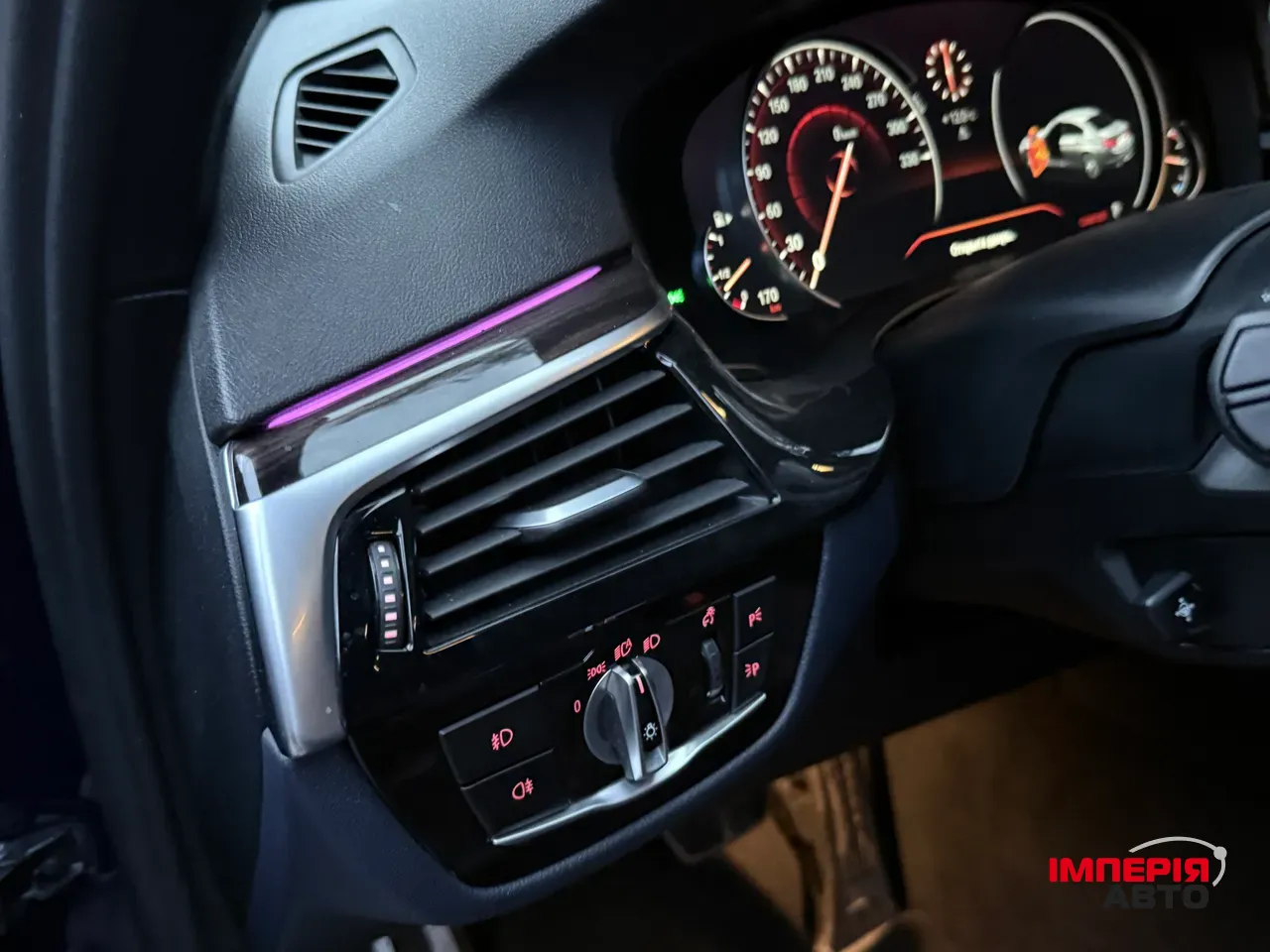 BMW 5 серії - фото 15