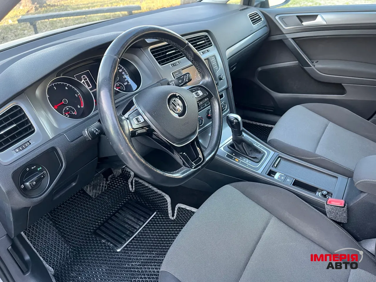 Volkswagen Golf GTD - фото 13