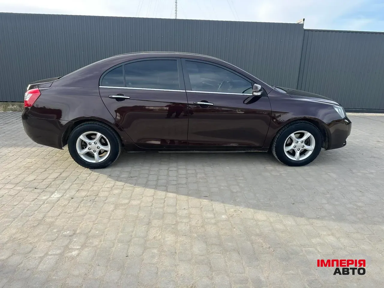 Geely Emgrand EC7 - фото 6