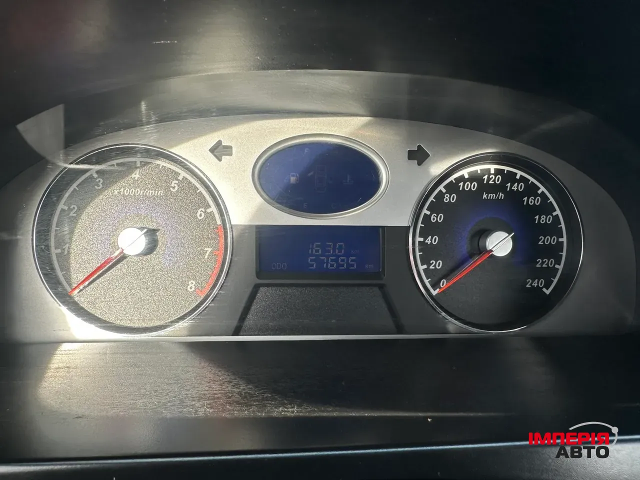 Geely Emgrand EC7 - фото 15