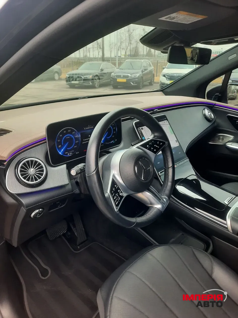 Mercedes-Benz EQE SUV - фото 7