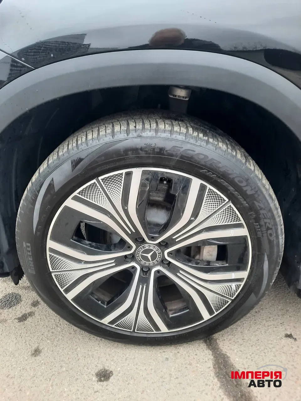 Mercedes-Benz EQE SUV - фото 21