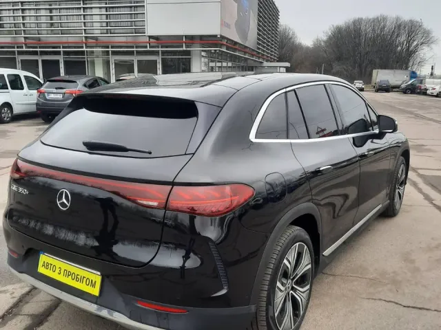 Mercedes-Benz EQE SUV - фото 5