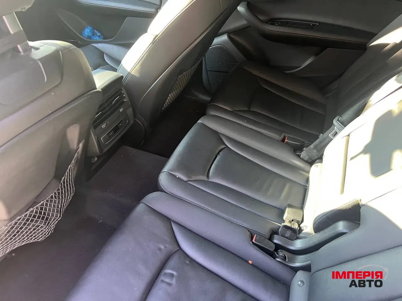 Audi Q7 - фото 19