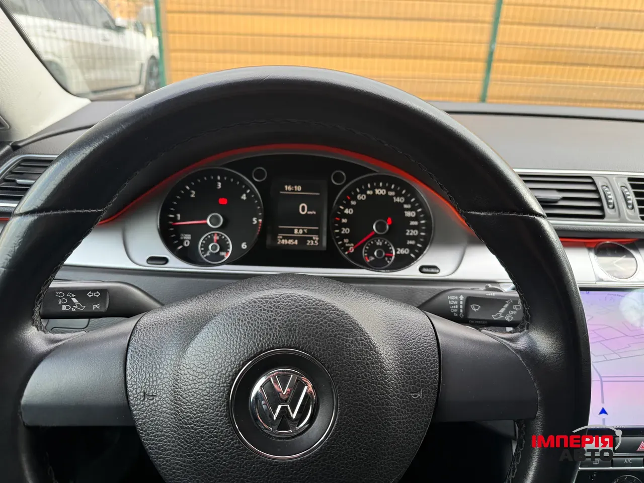 Volkswagen Passat - фото 16