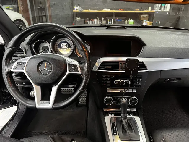 Mercedes-Benz C-Класс - фото 3