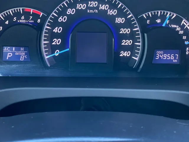 Toyota Camry - фото 5