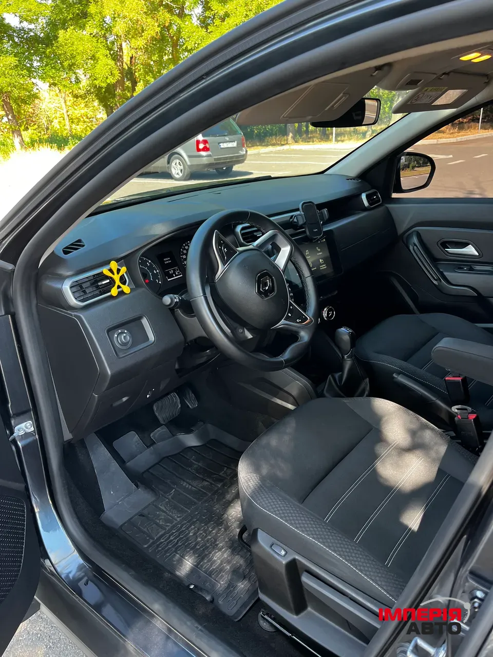 Renault Duster - фото 15