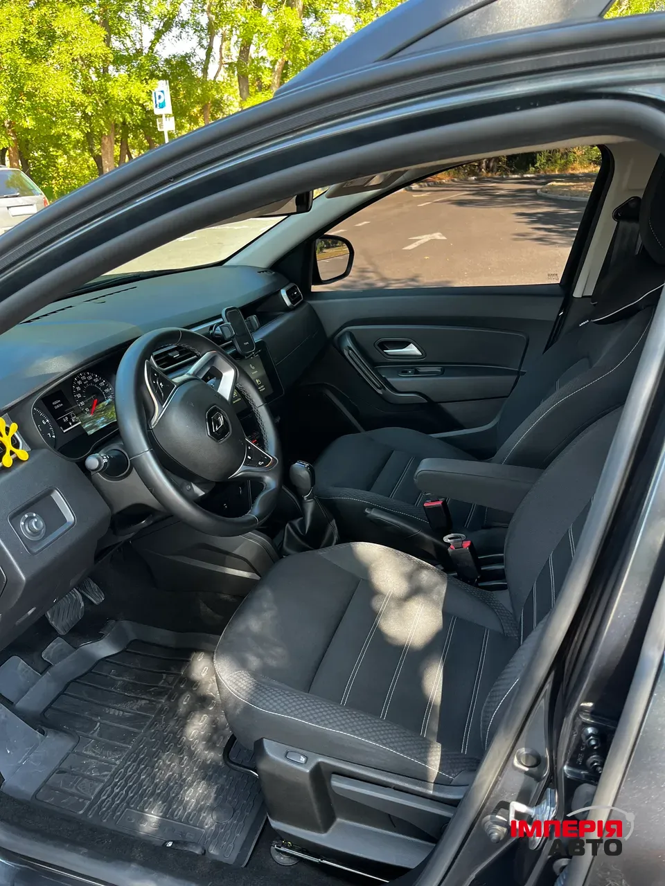 Renault Duster - фото 14