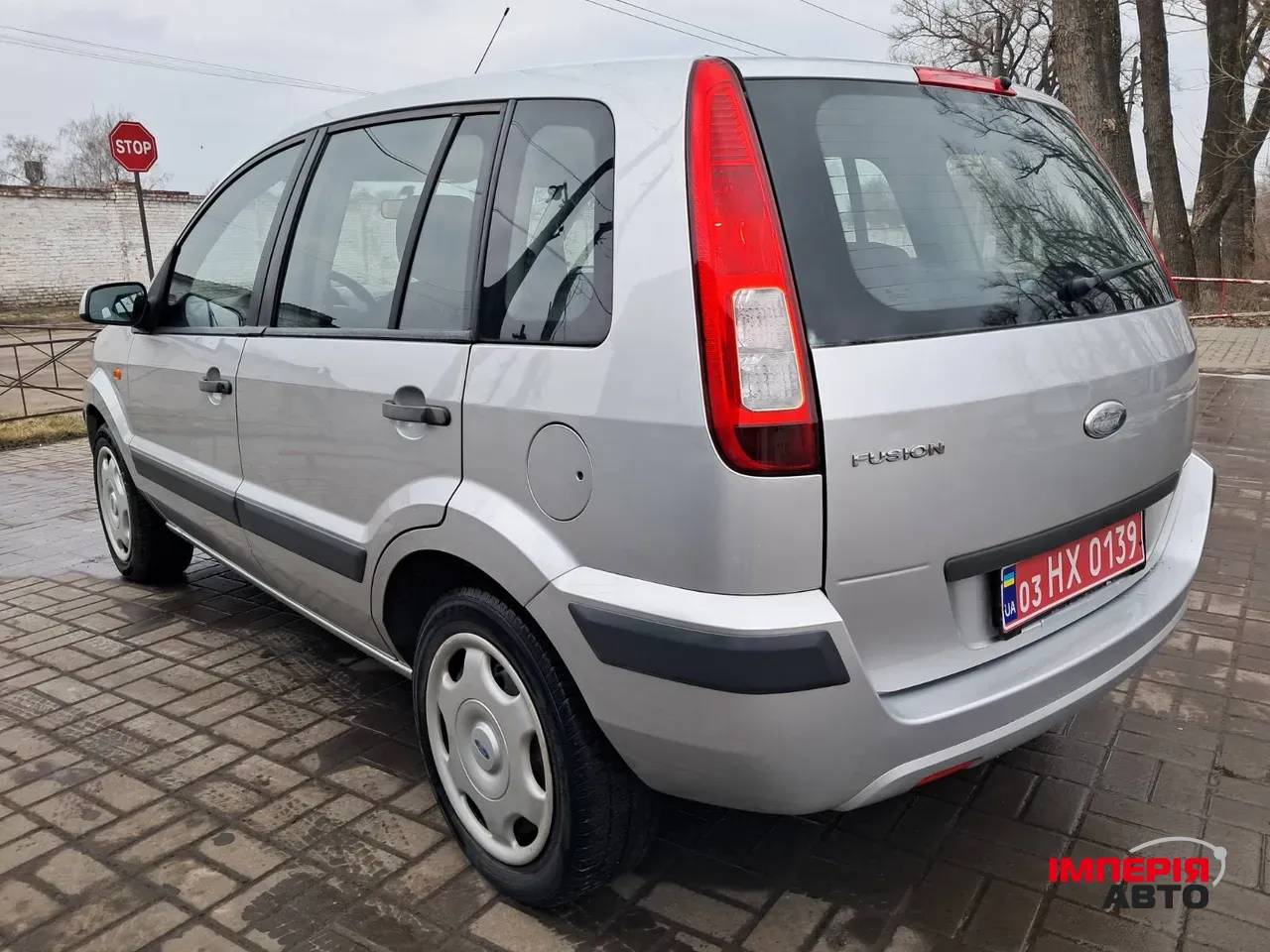 Ford Fusion - фото 7