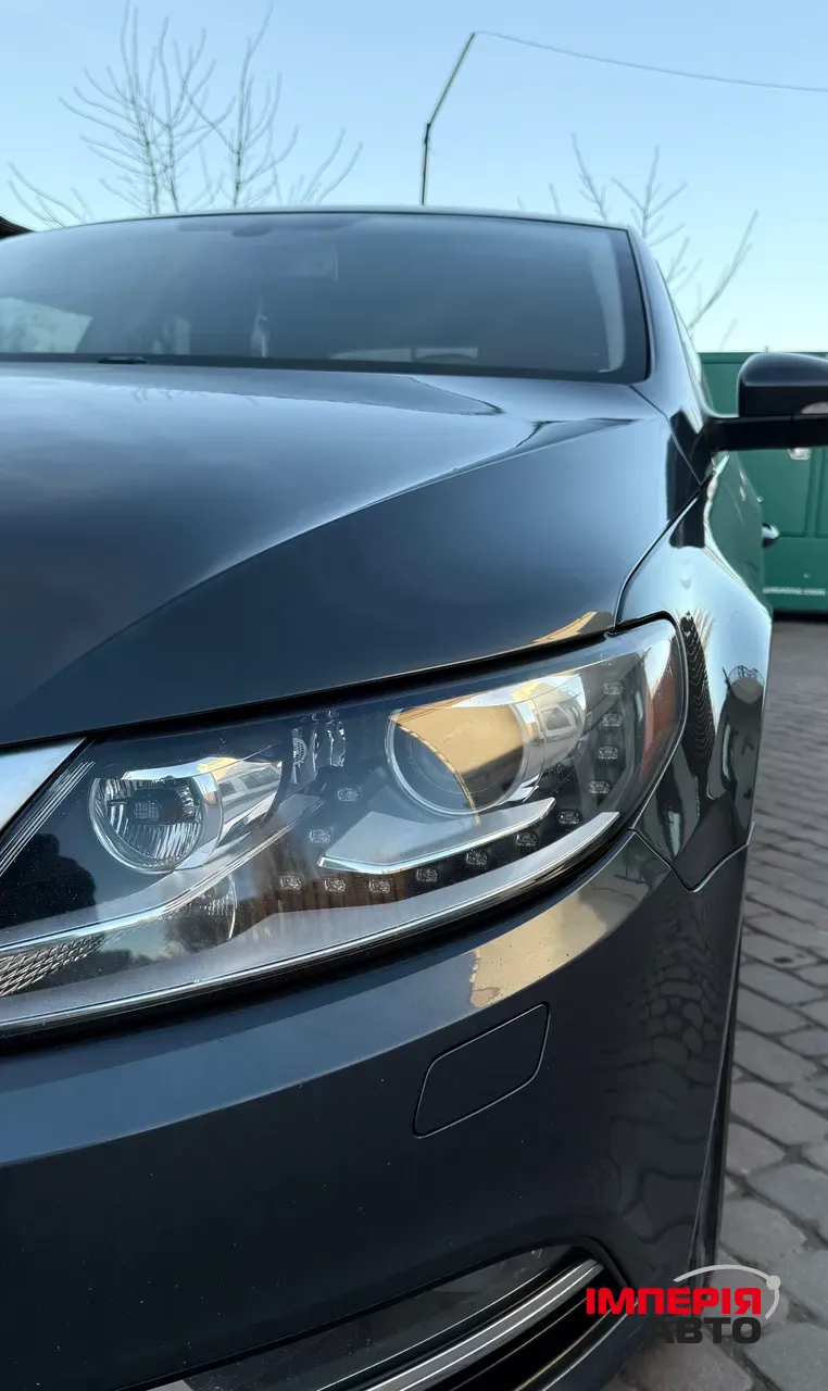 Volkswagen Passat CC - фото 11
