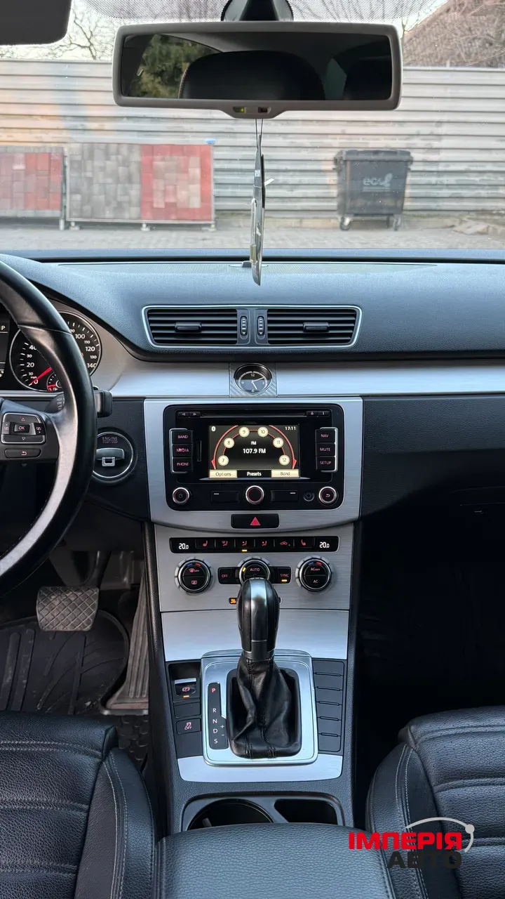 Volkswagen Passat CC - фото 19
