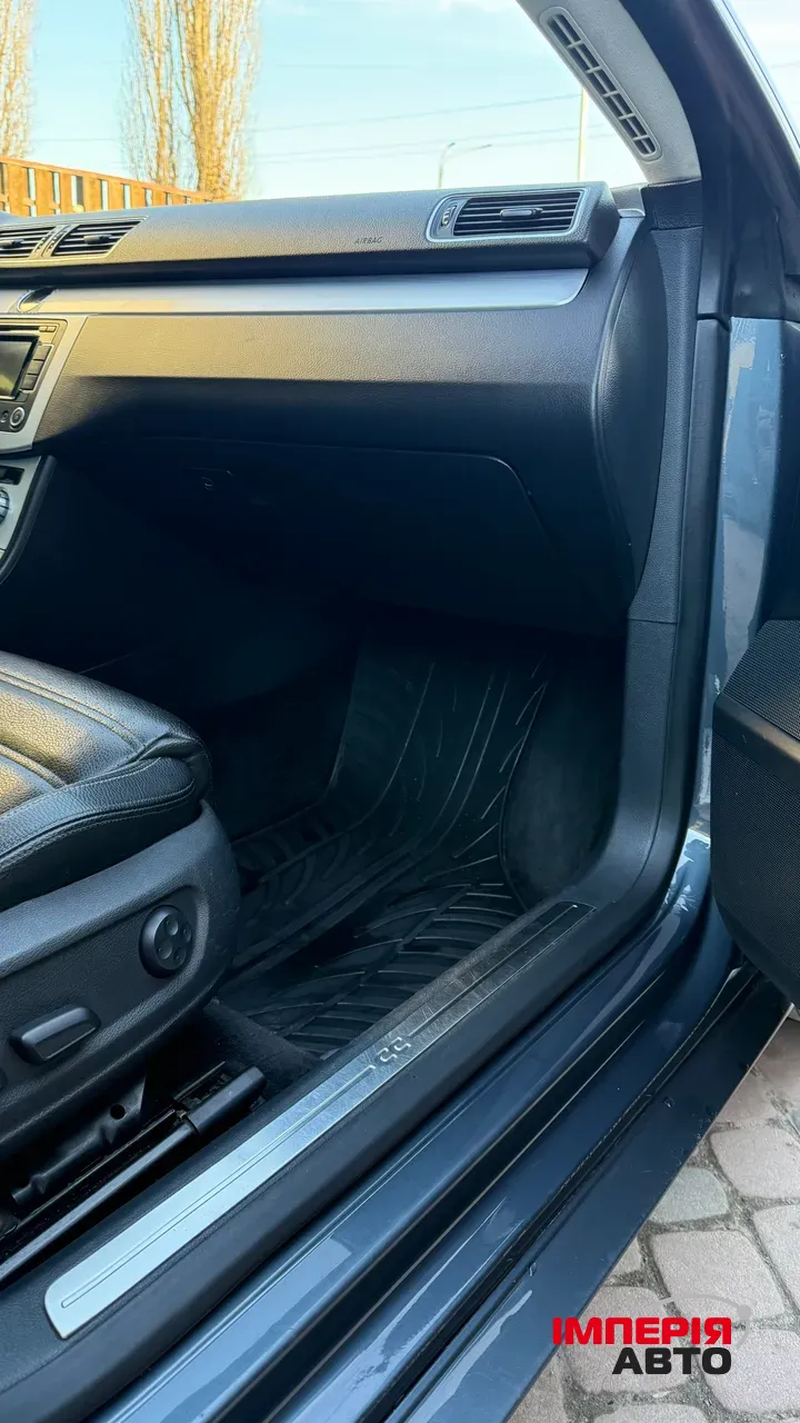 Volkswagen Passat CC - фото 22