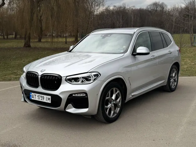 BMW X3 - фото 1
