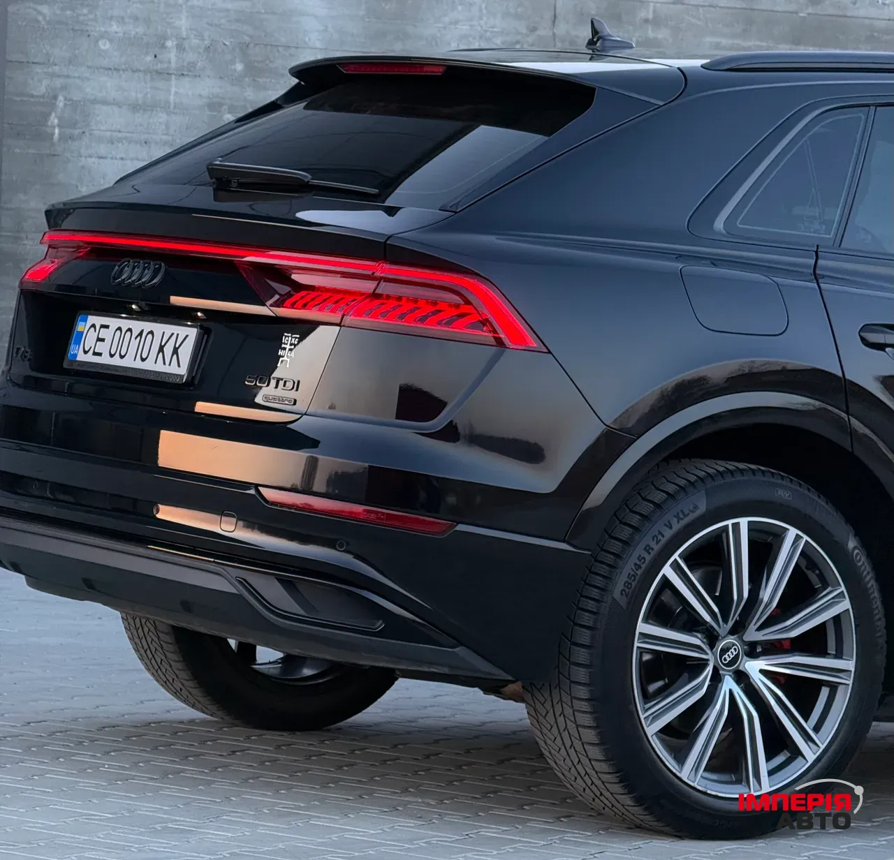 Audi Q8 - фото 7