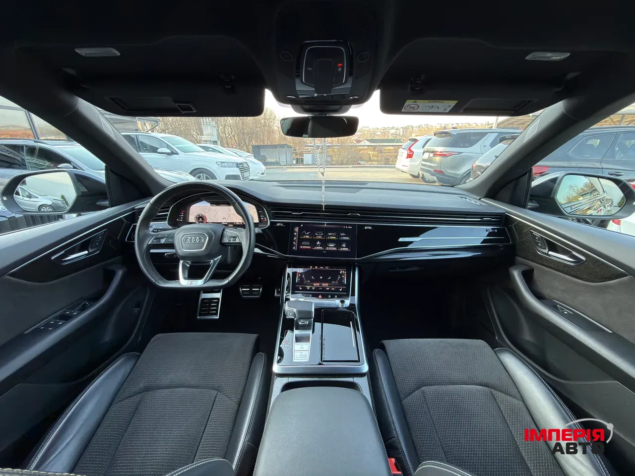 Audi Q8 - фото 33