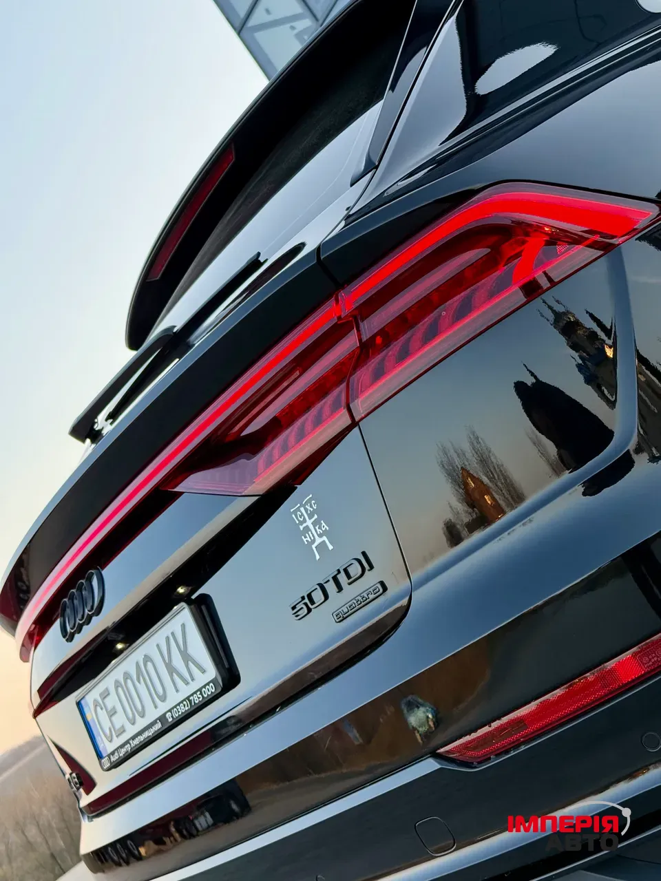 Audi Q8 - фото 10