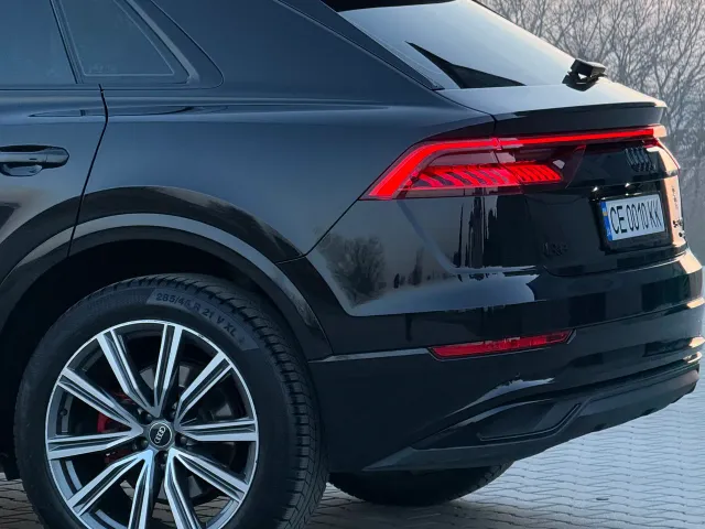Audi Q8 - фото 5