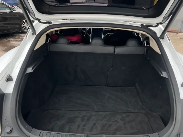 Tesla Model S - фото 5