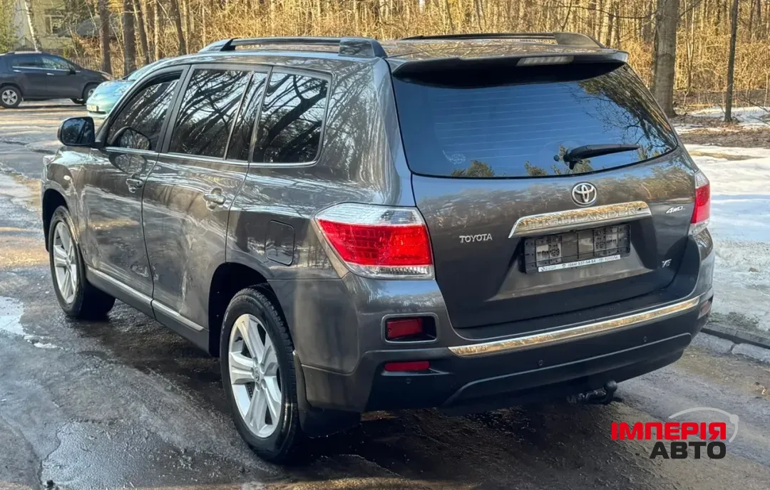 Toyota Highlander - фото 4