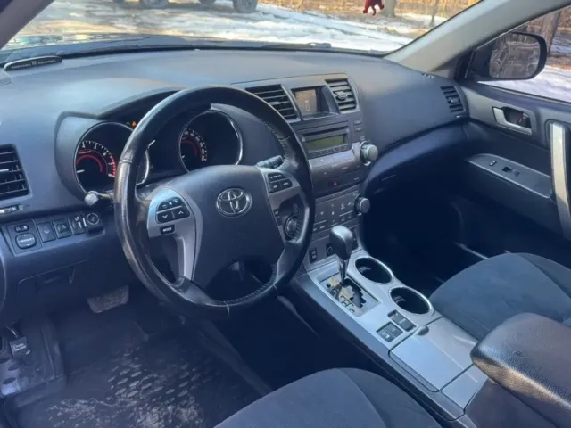 Toyota Highlander - фото 5