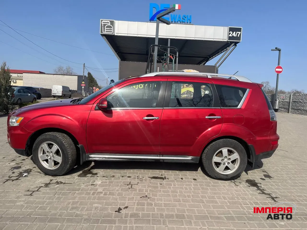 Mitsubishi Outlander - фото 2