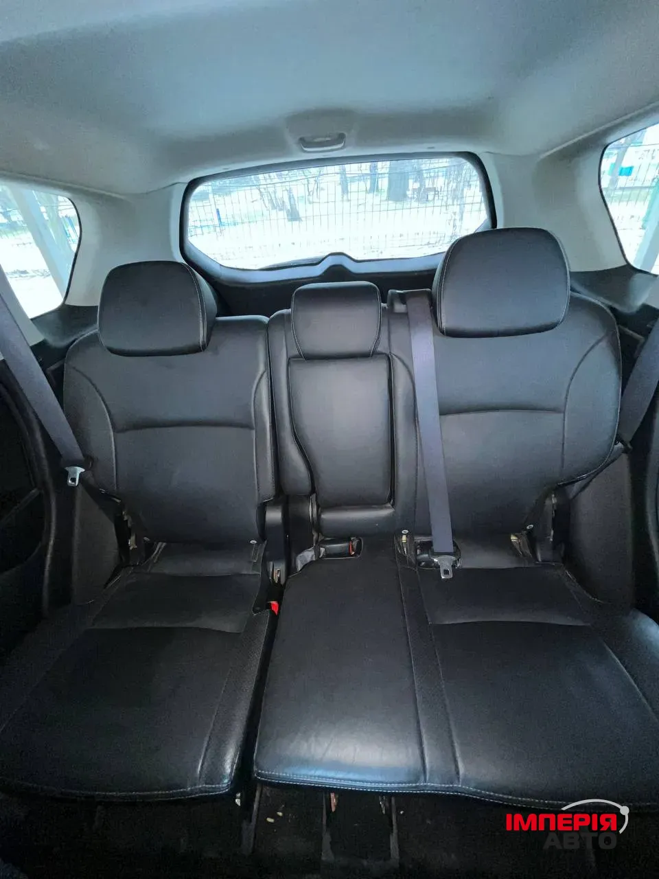 Mitsubishi Outlander - фото 9